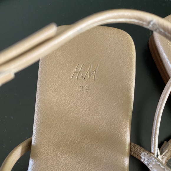 H&M Sandals - Picture 4 of 4